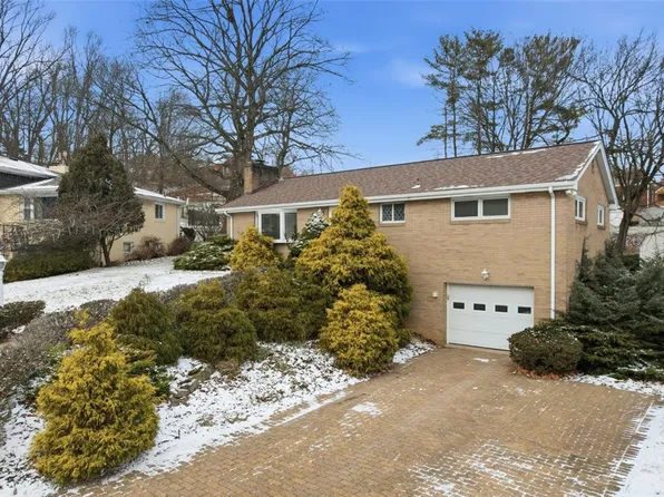 218 Longvue Dr, Pittsburgh, PA 15237