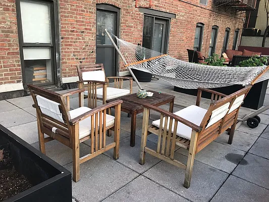 Rented by REAL New York | media 22