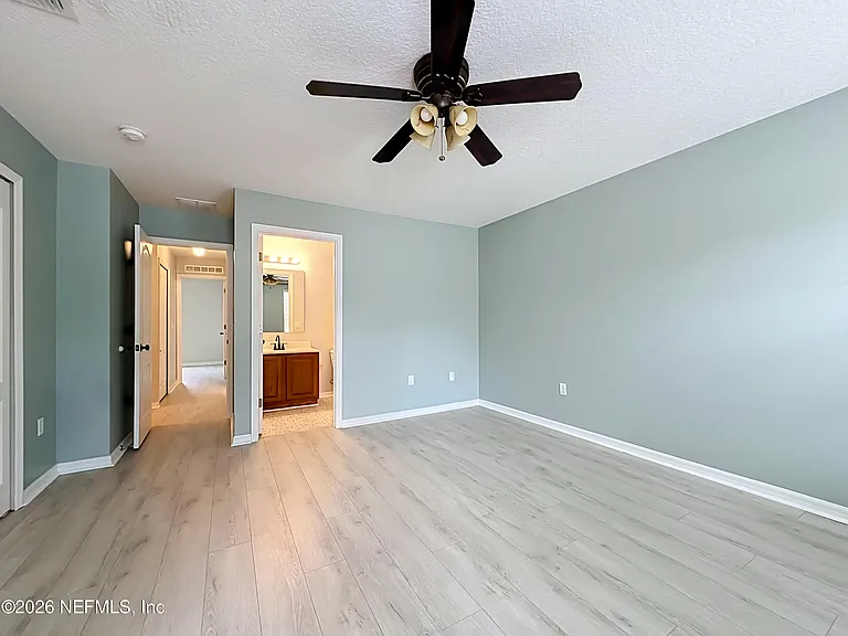 8224 Halls Hammock Ct — Photo 22