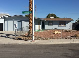 425 Pinecliff Dr, Las Vegas, NV 89145