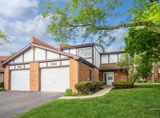 1539 Columbia Ct, Elk Grove Village, IL 60007