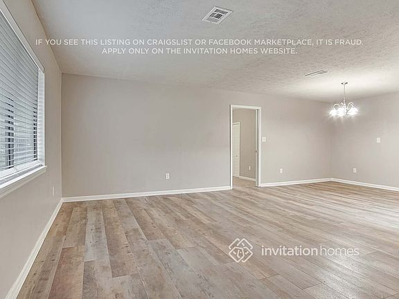 4th image of 1728 W Austin Rd