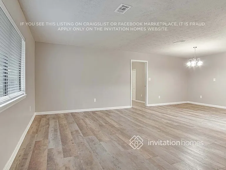 1728 W Austin Rd — Photo 4