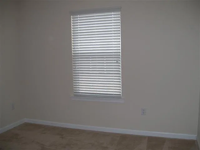 30 Twin Oaks Pl — Photo 14