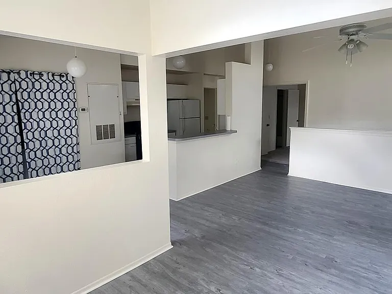1613 Columbia Arms Cir #244 — Photo 3