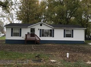 114 Jefferson St, Coatsburg, IL 62325