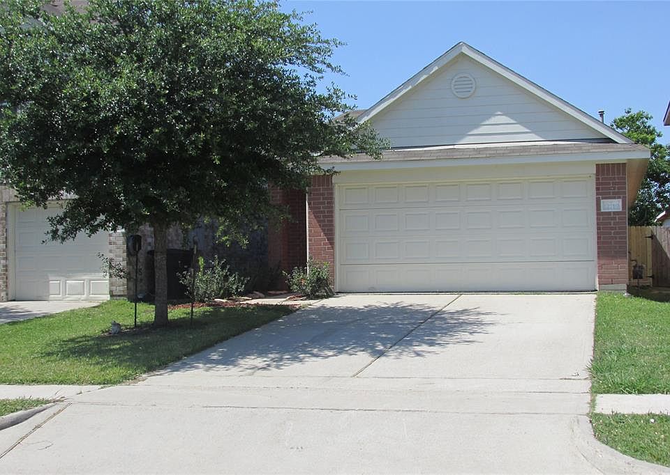 1st image of 12719 Brooke Vista Ln