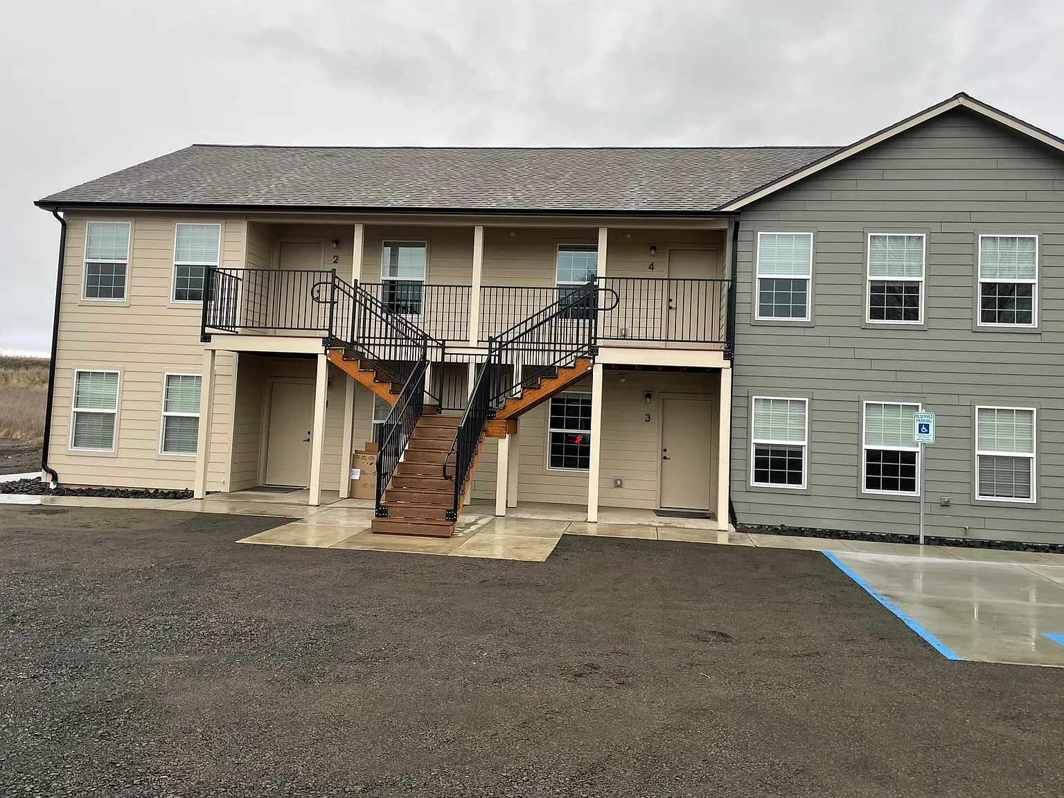 2 bed, 900 sqft, $1,500 — Photo 2