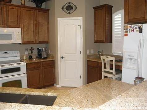 5th image of 584 Bonita Creek Dr