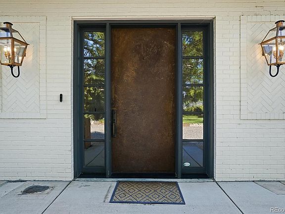 4th image of 5001 Bow Mar Drive