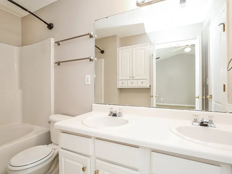 3973 Katherine Way — Photo 13