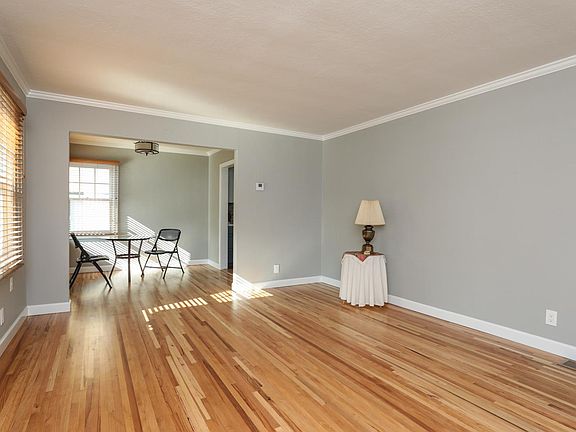 5th image of 1030 Hopkins Ave