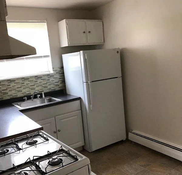 5910 Erdrick St #9 — Photo 4