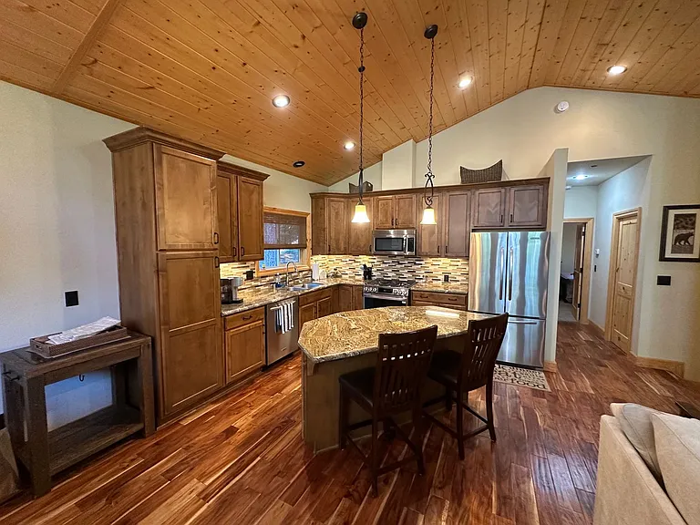 11913 Snowpeak Way — Photo 7
