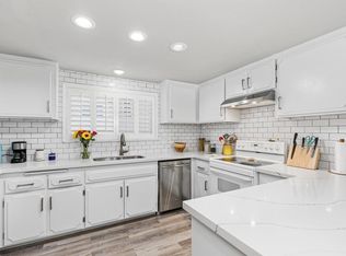 28739 Avenida Estrella, Canyon Lake, CA 92587