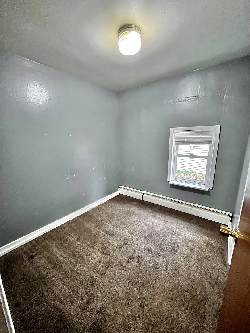 2 bed, 725 sqft, $775 — Photo 3