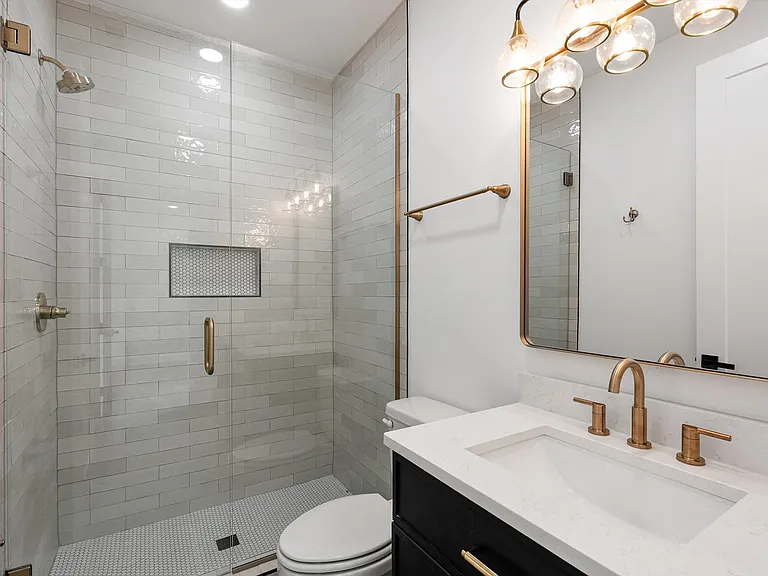 177 Little Green St #A — Photo 12