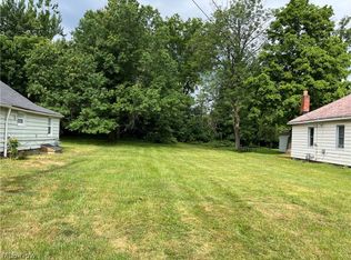 1360 Francis Ct, South Euclid, OH 44121