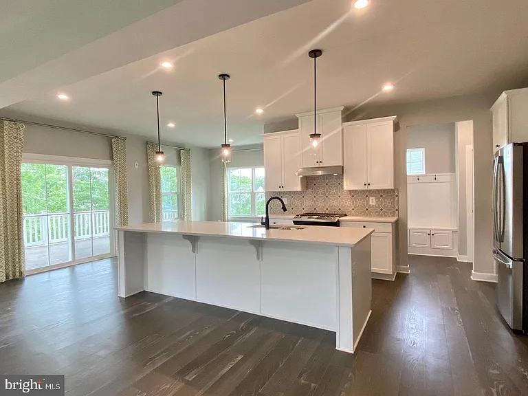10919 Green Leaf Run — Photo 8
