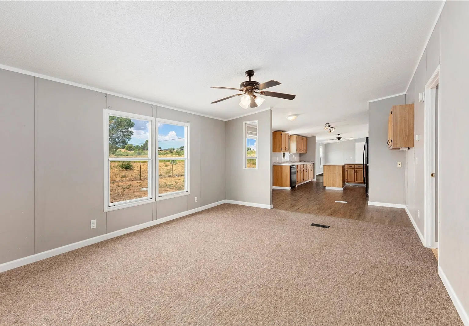 7522 County Road 151 — Photo 3