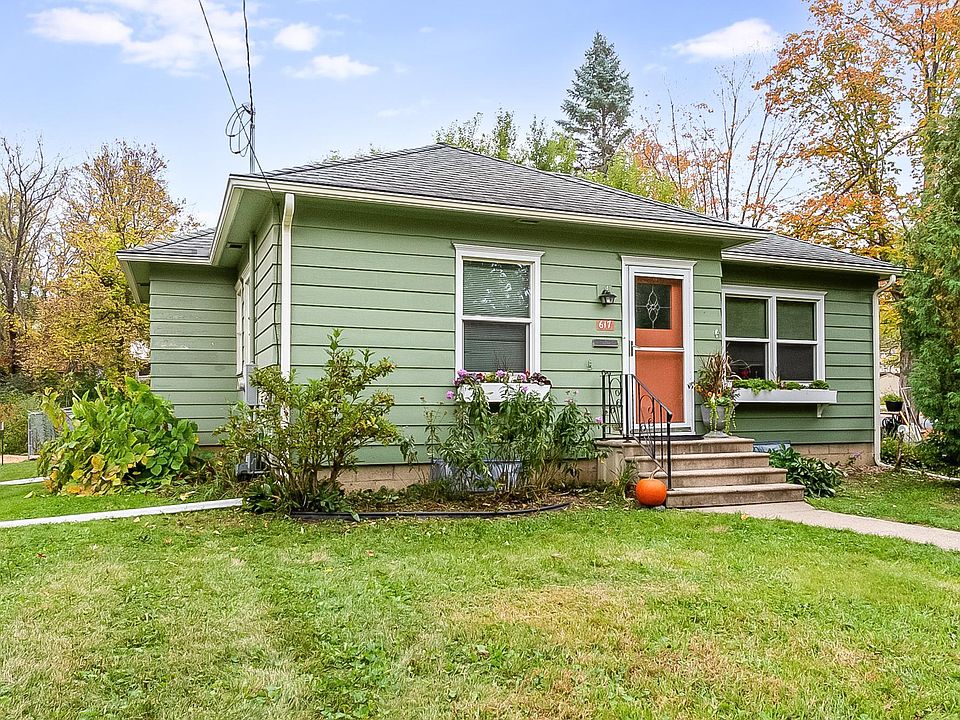1st image of 617 College St
