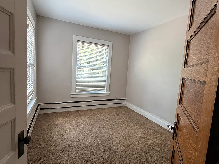 144 Claremont Ave #7 — Photo 9