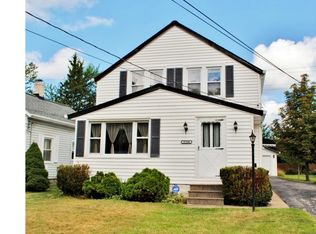 27390 2nd St, Westlake, OH 44145