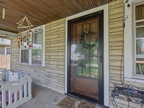 3rd image of 5153 Kingsley Dr