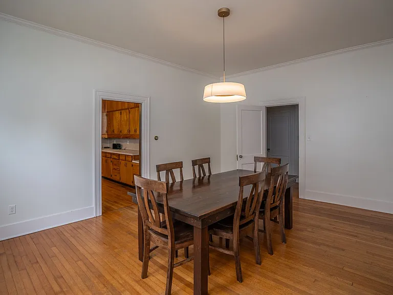 303 N Woodrow St — Photo 19