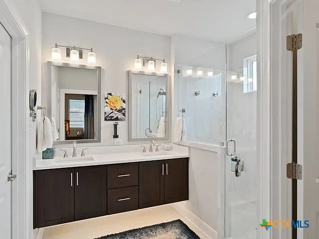 783 N Academy Ave — Photo 16