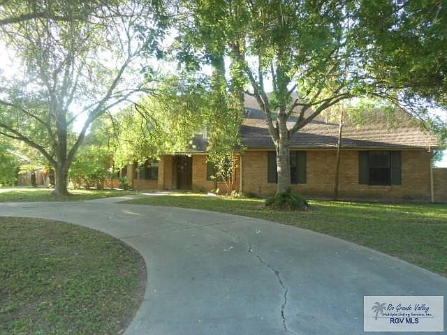 1st image of 4 Thornhill Trl