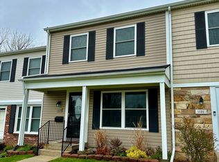 1129 Marquette Ct, Rochester Hills, MI 48307