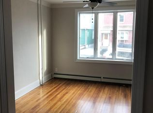 7011 53rd Ave, Maspeth, NY 11378
