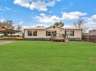 121 S 7th St, Canute, OK 73626