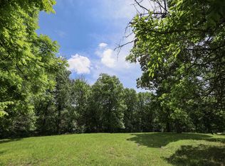 410 Kruse Rd, Mt Zion, IL 62549