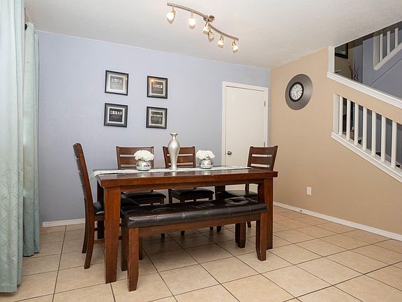 5th image of 14746 Sun View Ln