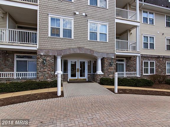 3rd image of 2500 Waterside Dr Unit 111