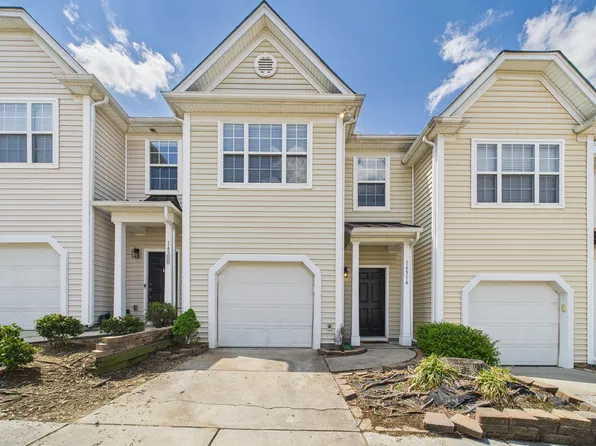 14516 Grasslands Ct, Charlotte, NC 28273