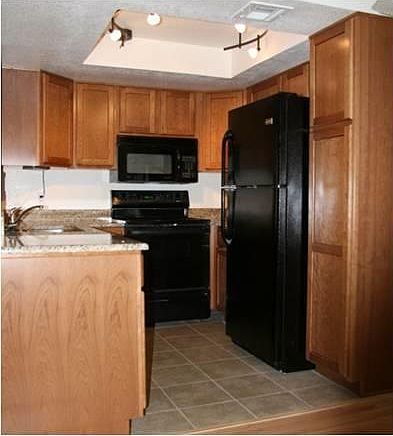 2nd image of 1820 E Morten Ave #2nd