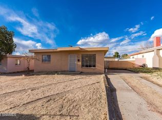 1925 Bellamah Dr, Las Cruces, NM 88001