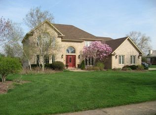 10723 S Wentworth Dr, Naperville, IL 60564