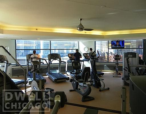 3rd image of 400 N McClurg Ct APT 1615