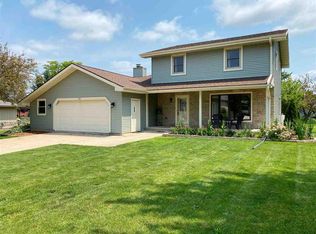 1015 Ashbury Ct, Fond Du Lac, WI 54935