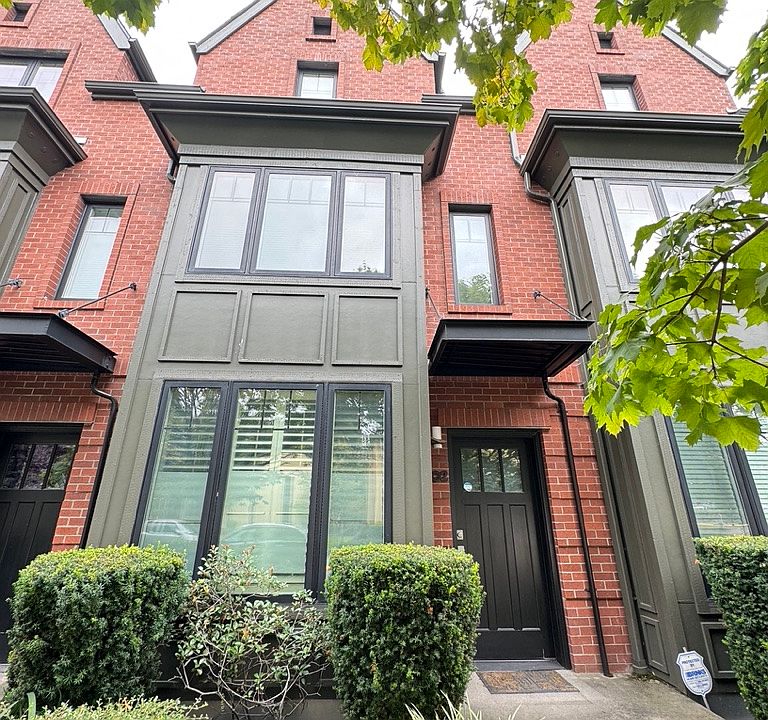 1st image of 1200 Bellevue Way NE Unit 102
