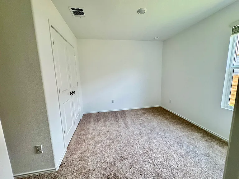 440 Doherty — Photo 17