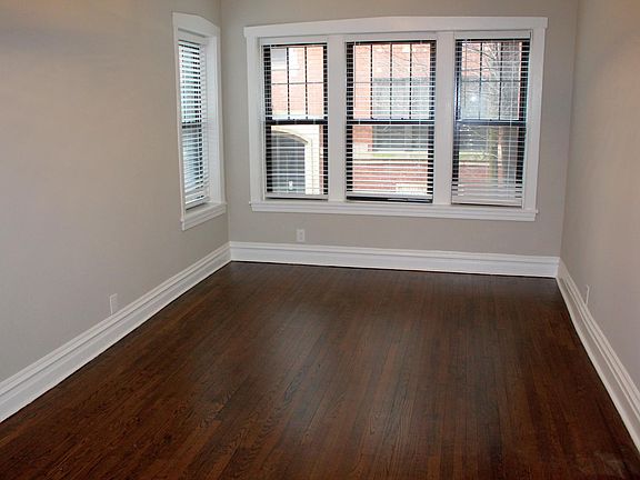 3rd image of 5028 N Winthrop Ave APT 2W