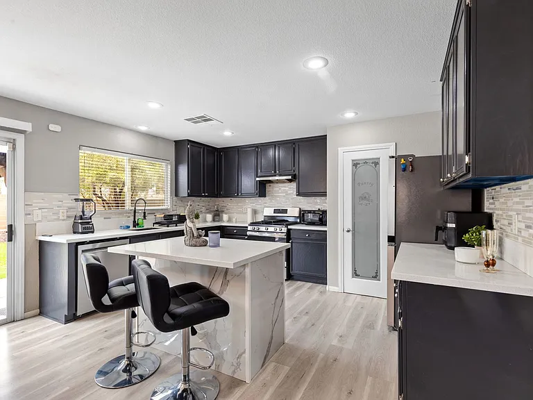 6391 Cactus Dahlia St — Photo 1