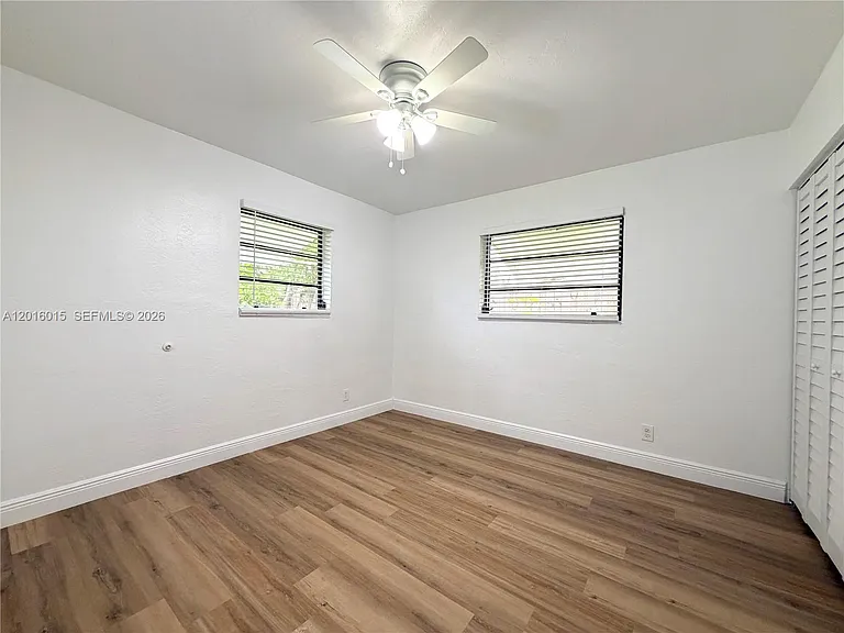 1740 SW 47th Ave — Photo 14