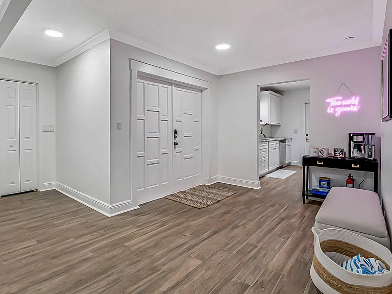 532 S N St — Photo 16