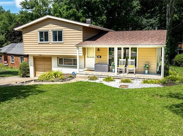 1547 Kingsley Ave, Akron, OH 44313